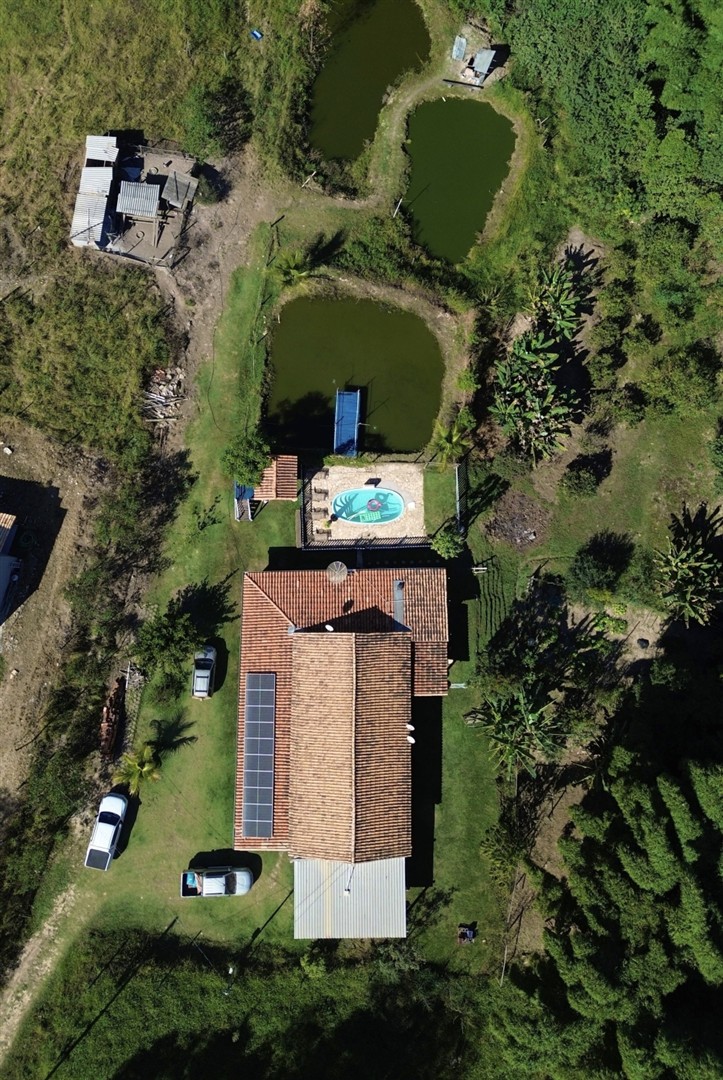 Sítio > venda > Mobiliado - 2 Hectares - Casa 4 Quartos + 2 Chalés - Capitólio/MG - A 500 METROS DA CACHOEIRA DO LOBO