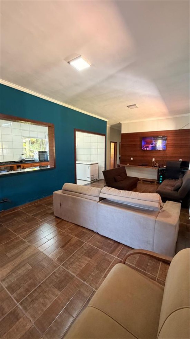 sitio-venda-mobiliado-2-hectares-casa-4-quartos-+-2-chales-capitolio-mg-a-500-metros-da-cachoeira-do-lobo-1143686