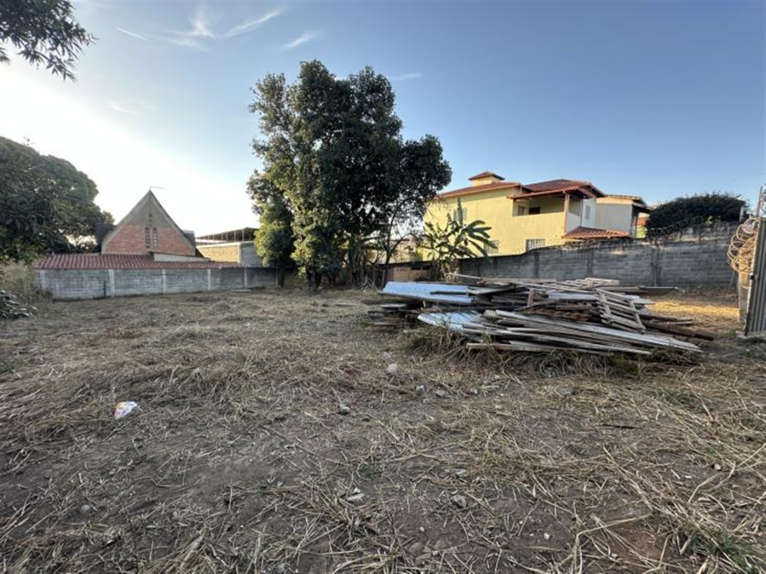 terreno-venda-dois-lotes-planos-jardim-alterosa-1o-secao-betim-1140405