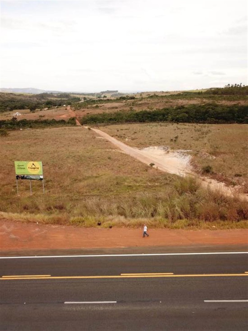 area-venda-proximo-a-pousada-canarinho-capitolio-mg-1144318